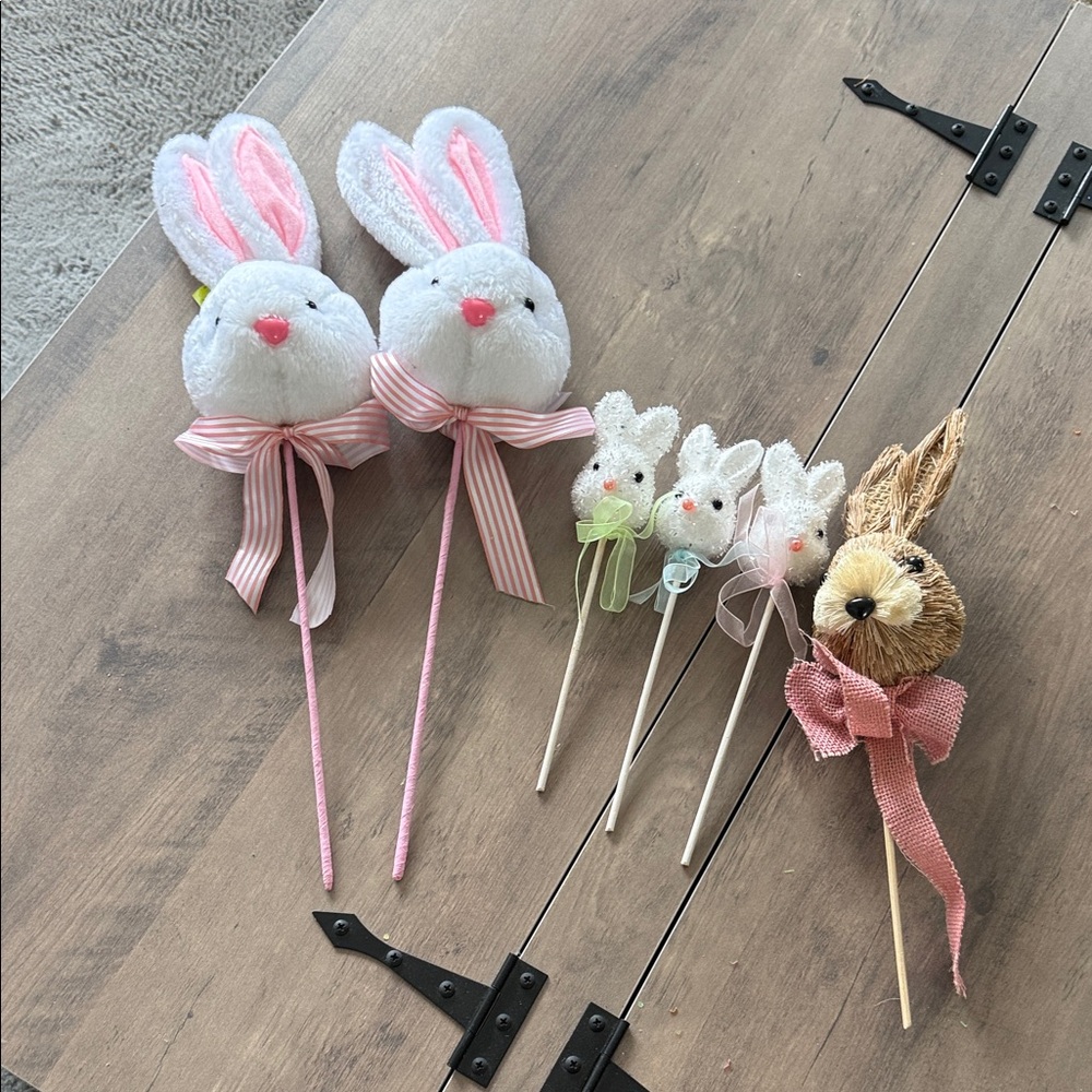 Charming Bunny Decorative Picks